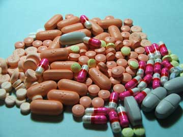 People often use pain killers to alleviate toothache.